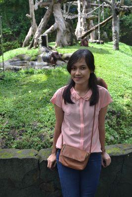 dwii_febriyanti's profile picture. 