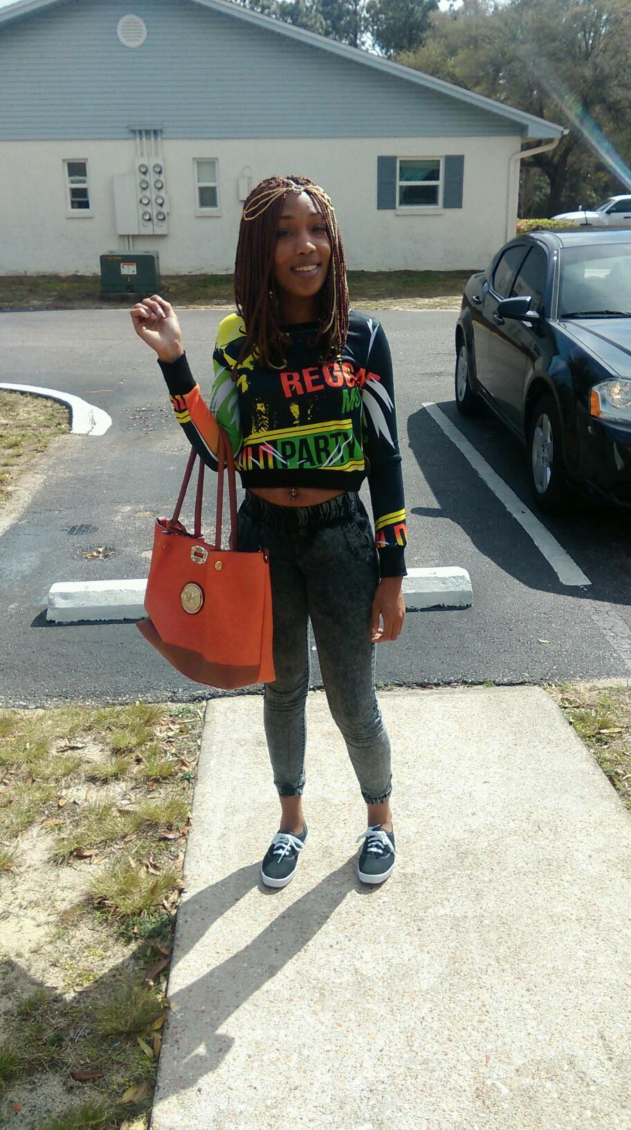 GheeLusy's profile picture. 