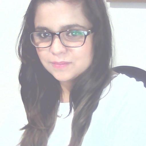 loreenacrz's profile picture. 