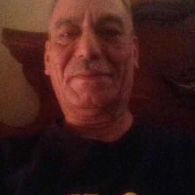 oliver_karlos's profile picture. 