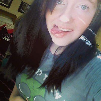 ria_long_19's profile picture. 