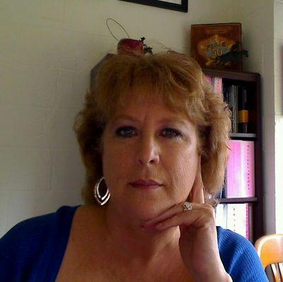 claraevans53's profile picture. 