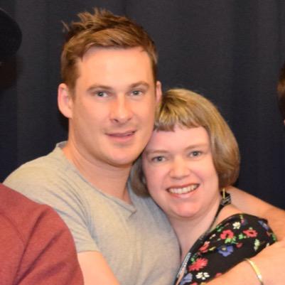 Massive Blue/Michael Jackson fan and full time mum to Chloe. Followed by @simonwebbe1 @MrduncanJames @officialblue 💙