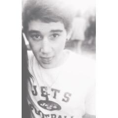 FOLLOW @UrbanYammouni SHE FOLLOWS BACK