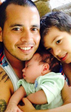 Venezolanisimo. Aduanero USB 96'. Padre, esposo y soñador.