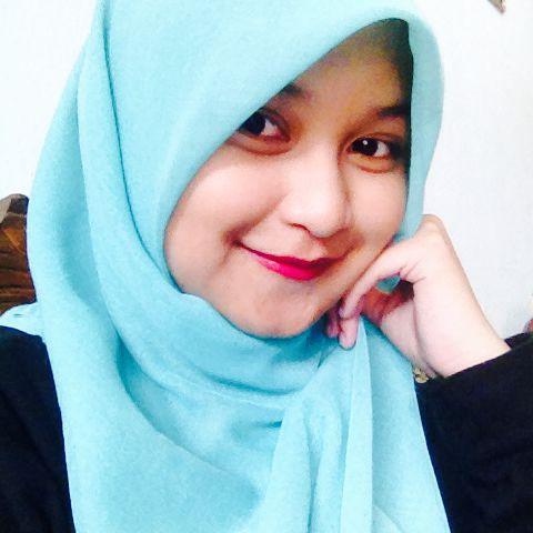 syamsinarlatief's profile picture. Femmes heureuses