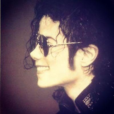 ~ ♡ keeping the legacy alive ♡ 4ever michael ♡ ~ neverland is where my heart lives ~ ♡ 1958-forever ~ United States, Michigan