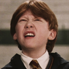 JUSTINDIV0's profile picture. Tengo todo lo que quieren las wachas, SARNA, PULGAS y GARRAPATAS.