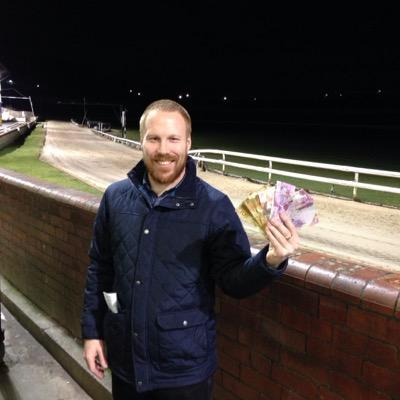 Graeme227's profile picture. 39 year old. Like playing football, going out, having a laugh and watching Glasgow Rangers