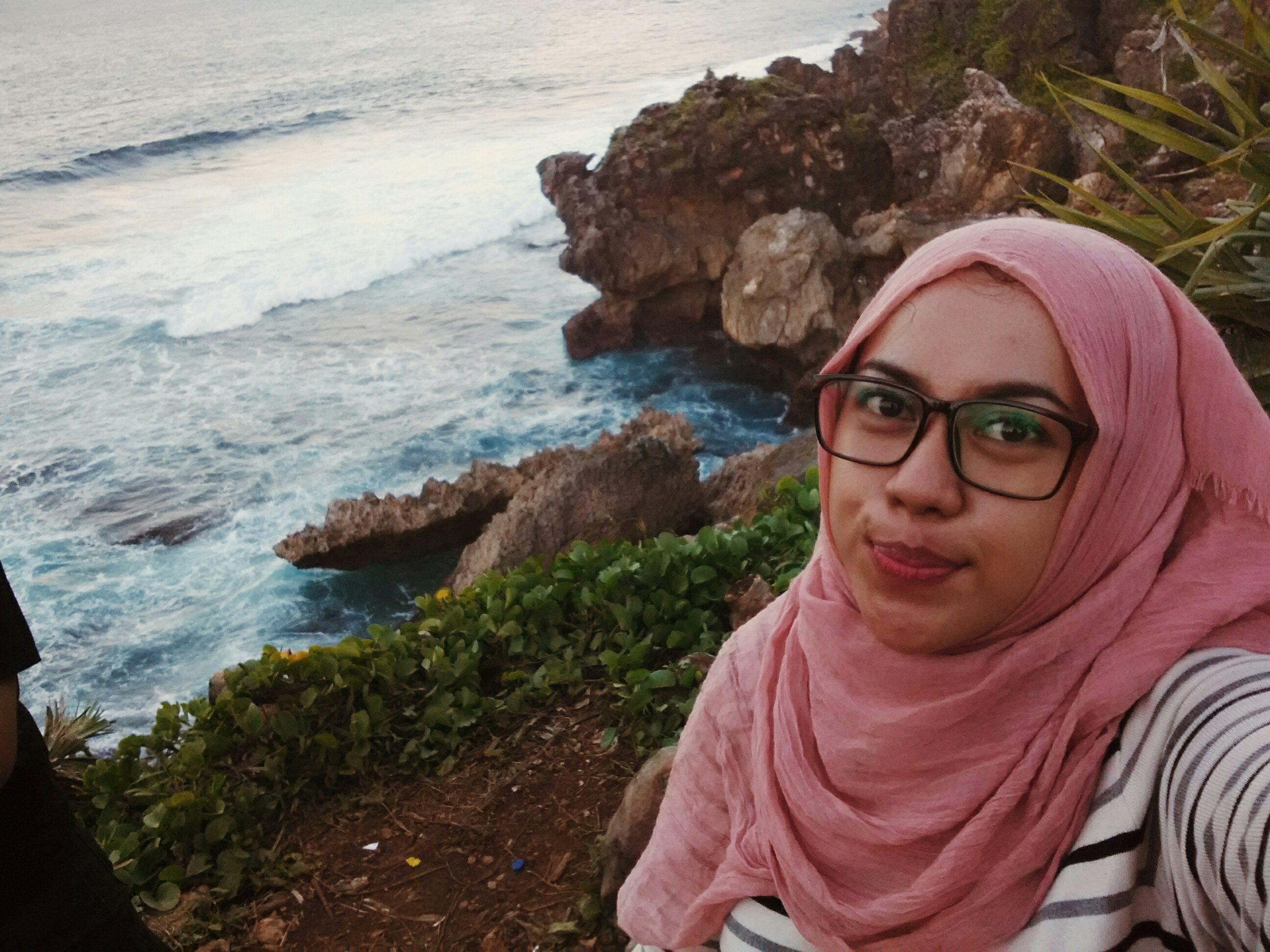 EryDwiPantari's profile picture. ♥Bapak ♥Mama ♥Dodot ♥Allah