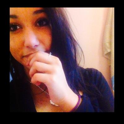 JohannaVRG's profile picture. Johanna/ 15yo/ Réunionnaise&Polonaise/Geek à ses heures perdus. #PSG!