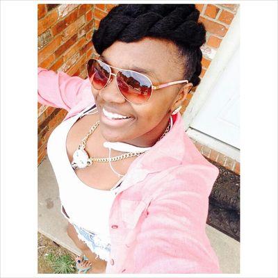 follow me ill follow bck// fmoi @baddieee_dee // kik @im_cuuute