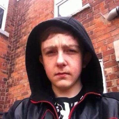 Kyle Nolan, 14 years old. Supporter of the sidemen! Also part of the cosplay for The Walking Dead!