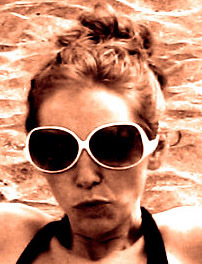 IlzeKalna's profile picture. Life begins at the end of your comfort zone