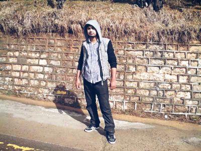 Rehman679x's profile picture. Throw a smile at people’s face…. don’t worry , people like it.