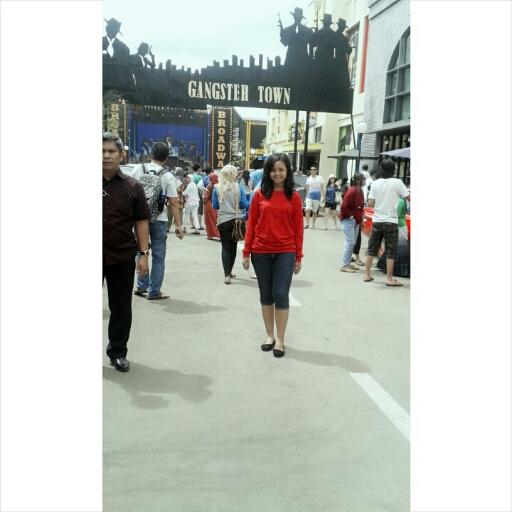 I don't wish to be everything to everyone, but I would like to be something to someone :) - Malang-Banyuwangi♥