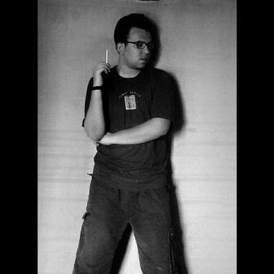 FikeN_07's profile picture. Sports fanatic .. Optimist .. Psycho .. Loves Reading  .. Future Bestselling Author .. Lives in his own world .. Bleeds RED for Manchester United