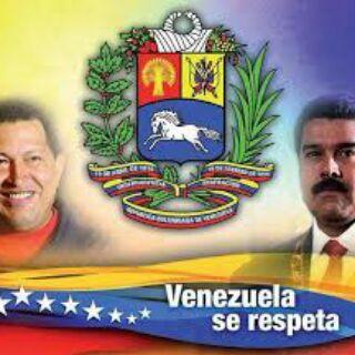 Licenciada en educación . Amo a mis hijos,  soy chavista d corazon .Amor gigante defenderemos la revolución con amor y paz . Viva maduro .