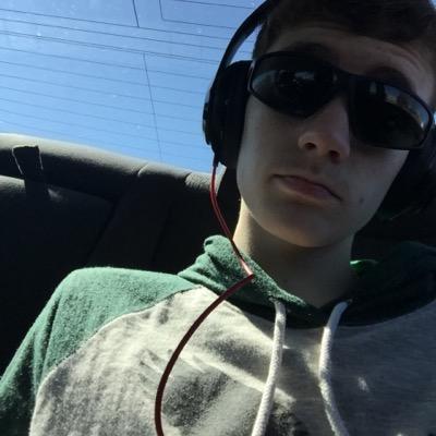 Maniac_Rainzz's profile picture. 