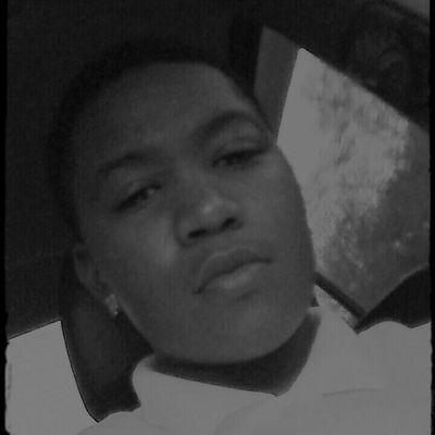 #Gray4Life #ForeveRfreeRIPUncleRed #Family #R.I.PMikeandYatta #Nevaforgotten#Money #336 #Cooleemee #Tre-4 #RiotSquad