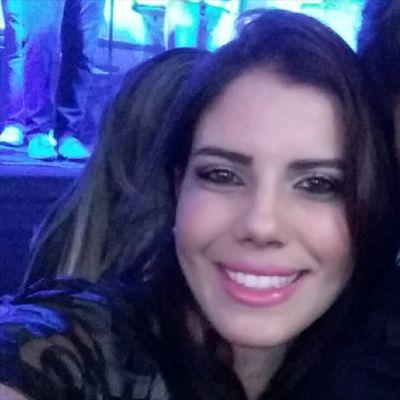 LaviniaNobre's profile picture. É improvável, é impossível.