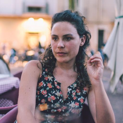 alemateluna's profile picture. 