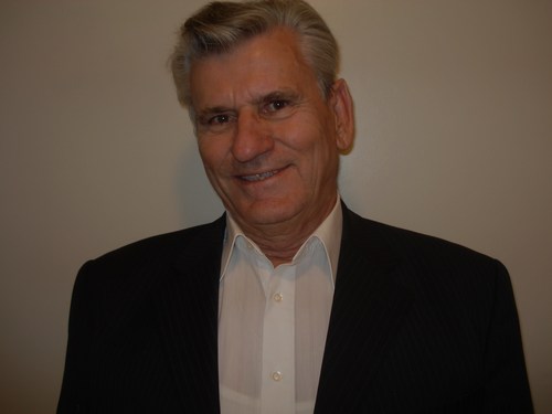 I love to meet new people and share the business  experiences.
I am  part of a very good business opportunity, this will be huge.  http://t.co/U4iFGix3G5