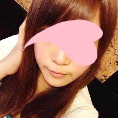 nanapon_jk_ero's profile picture. 158㎝の甘えん坊JK3/楽しいこと、食べること、おしゃれ、えっち大好き/おっぱい、マンコ、おしり触られたい/カフェ店員/裏垢です(*´ω｀)たくさん絡んでね/RTしてくれると嬉しい❤