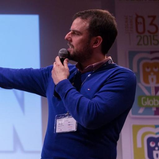 Experience Designer, Kids and family expert, Speaker, father and open water swimmer
