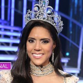 Ganadora de Nuestra Belleza Latina 2015. Republica Dominicana. Cuenta de fanaticos! TV Host en Despierta America por Univision.