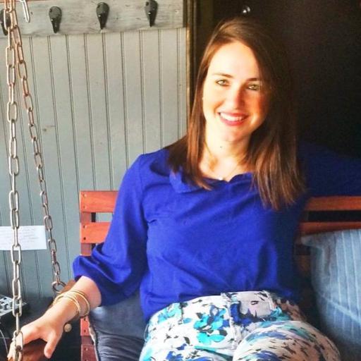 ehellah's profile picture. I write about food at @LMHblog.  Soon to be Chef, Culinary Student at JWU. Love all things culinary and connecting with people in it. #littlemoments