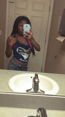 azaria_west's profile picture. 