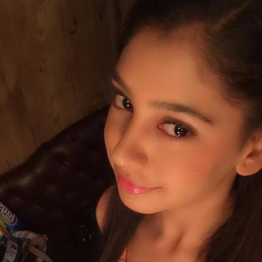 LOVE FOR NITI AND PARTH.NITI MAM DOES NOT FOLLOW ME BUT KEEPING HOPE SHE WILL FOLLOW TOO EVRY GUYS