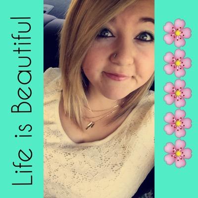 meghann_rheaa's profile picture. Rohi Sophomore.16. follow me ✌️