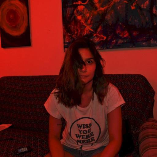 Carla_Mora_'s profile picture. Estudiante perdida en Buenos Aires, siempre de regreso a mi lugar- Diseño de Imágen y Sonido-