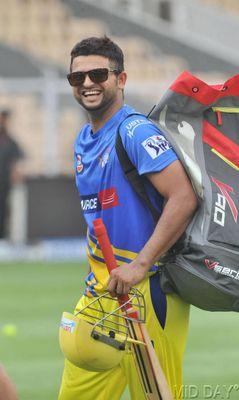 I AM FAIN OF SURESH RAINA INDIAN CRICKET TEAM