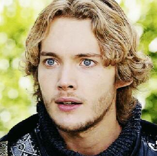 LannisterWillem's profile picture. Son of Sor Kevan Lannister and Lancel's brother. Cruelly murdered by Lord Karstark. Now that he's back, his only thought is Revenge.       ||#FakeWesterosBR||