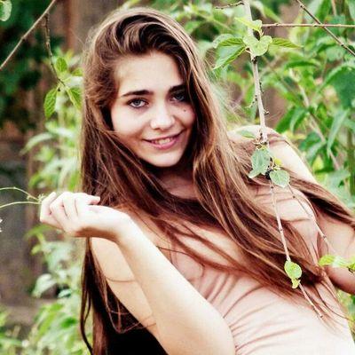 belenmedina26's profile picture. La opinión es tuya, pero la vida es MÍA