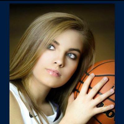 carissamull's profile picture. Junior at EFHS