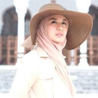 Laudya C. Bella (@lcbellafilm) 's Twitter Profile