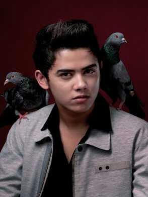 Aliando syarief|ALIcious ciamis|and always suport 
@aliando26
@alysyarief