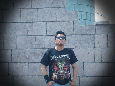 Guitarist at Chalera Bdm