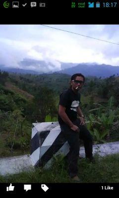 AkewKake's profile picture. 