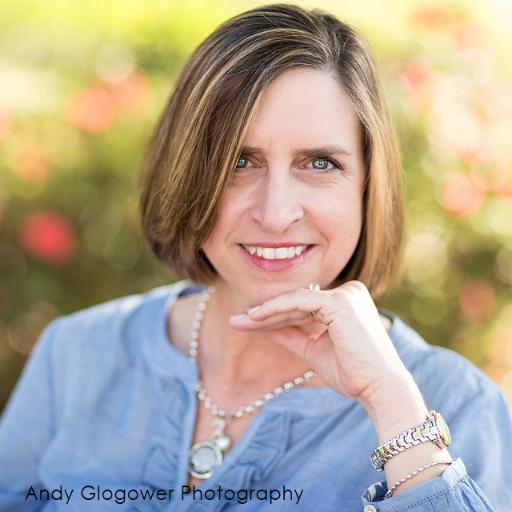 Christian, wife, mother, empty-nester, corgi lover, traveler, reader, writer, blogger