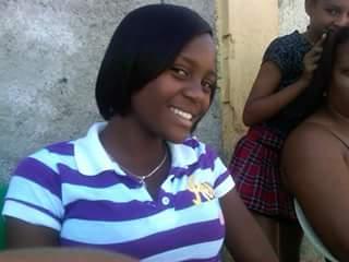 anamercedes171's profile picture. CuandOo Sea COMPENTENCIA Para Mi, Me Preocure PeroO comoO esoO es Imposible ... Sigue ladrando Perra