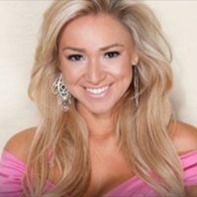 A Young Entrepreneur on a Mission to Empower Women and Create Change! Pageant Woman, Beauty & the Geek Australia, on FOX's Bullseye.
