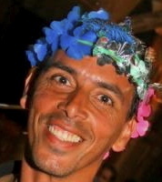 Cineasta, Produtor, Diretor e Roteirista de Filmes.
Comediante.
Produtor de Shows e Eventos... Além de Cantor.  
O Melhor.