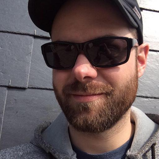 riot222's profile picture. Webdesigner/Photographer/Projectmanager/Guitar player