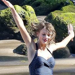 TWITTAYPACKS's profile picture. closed