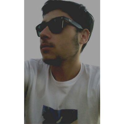 PabloFlrs_'s profile picture. Verano del 95